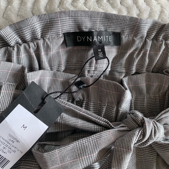 *SOLD* Dynamite Women’s Skirt - Picture 2 of 3